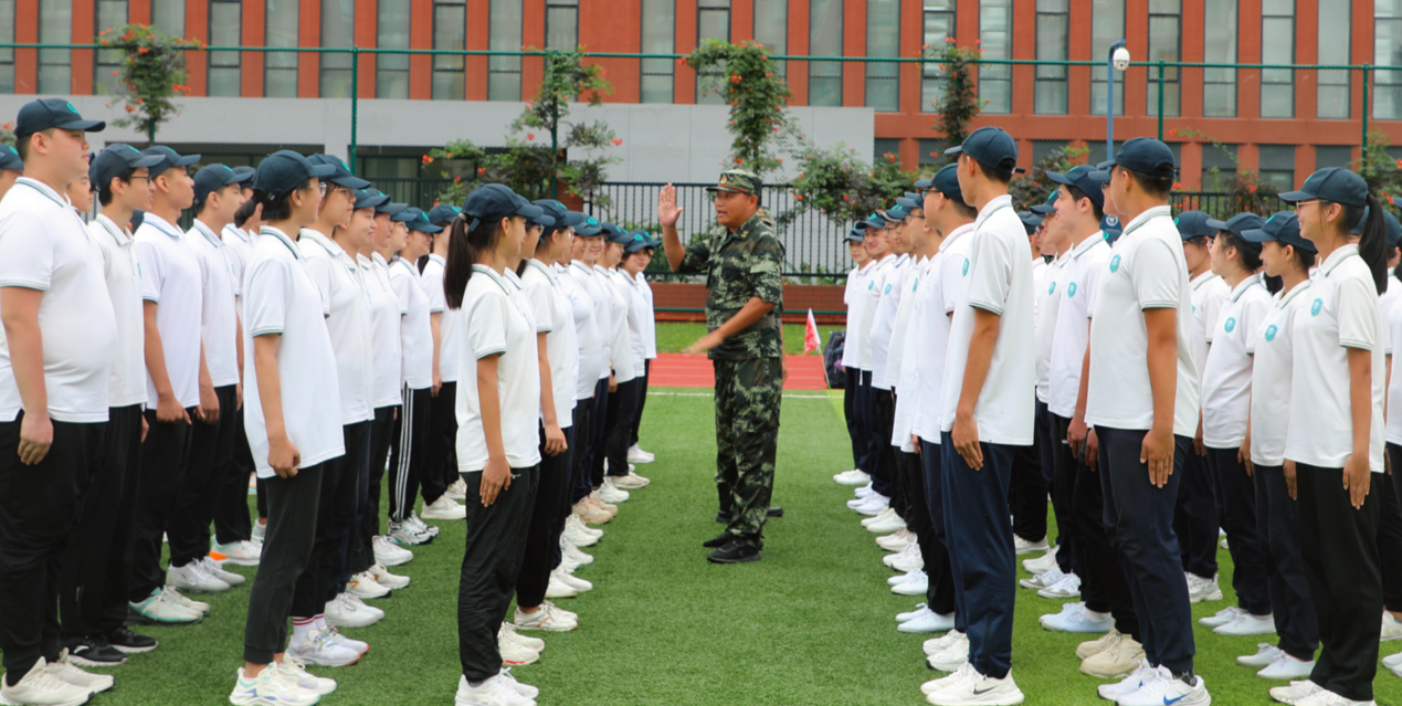 河内1.5分彩：海信学校：黑马是怎样炼成的？