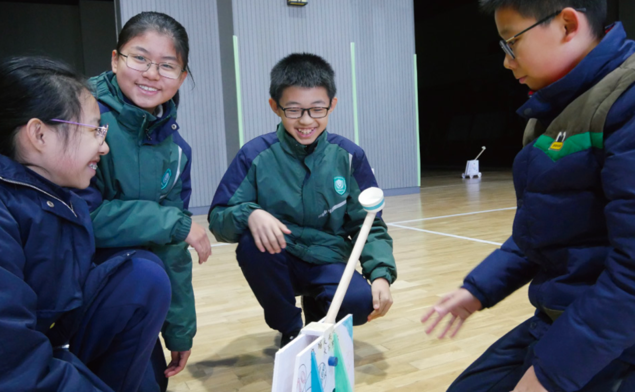 河内1.5分彩：海信学校：黑马是怎样炼成的？