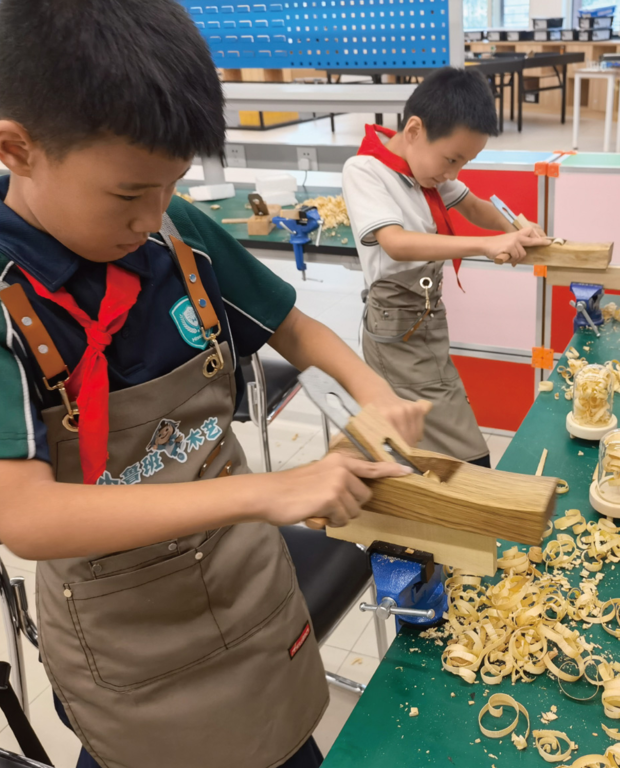 河内1.5分彩：海信学校：黑马是怎样炼成的？